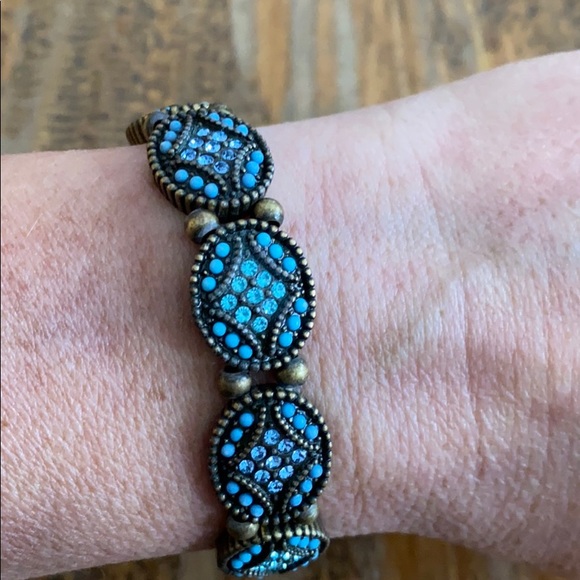 Stretch bead bracelet - Picture 3 of 3